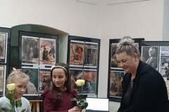 df063f55-350e-43b7-bc95-2341bdc05b36